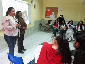 Charlas sobre violencia en el pololeo para alumnas de Ed. Media