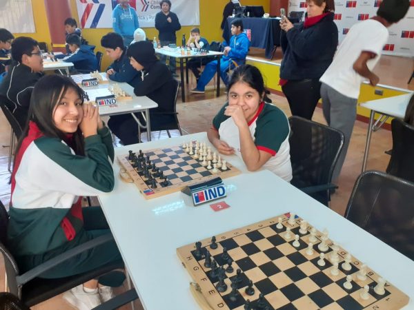 Academia de ajedrez tiene destacada participación en Torneo Regional