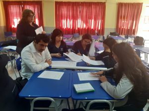 Equipo docente trabaja en Manual de Convivencia Escolar