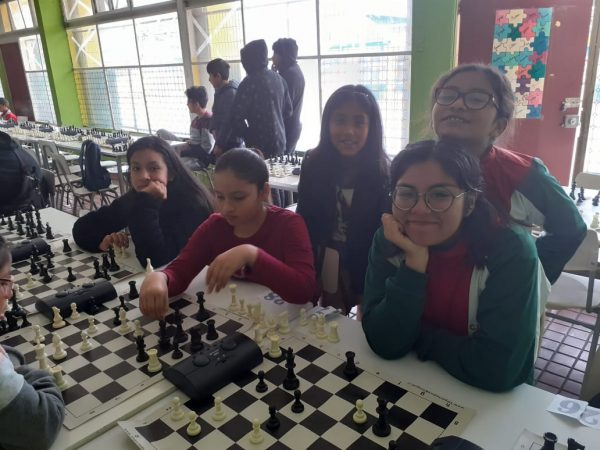 Alumnas Academia de ajedrez participan en Torneo escolar